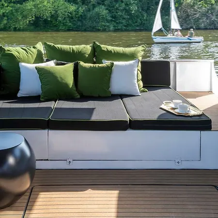 Bateau-hôtel Grace Mit Zwei Schlafzimmern 3*