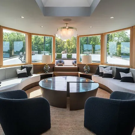 Grace Mit Zwei Schlafzimmern 보트호텔